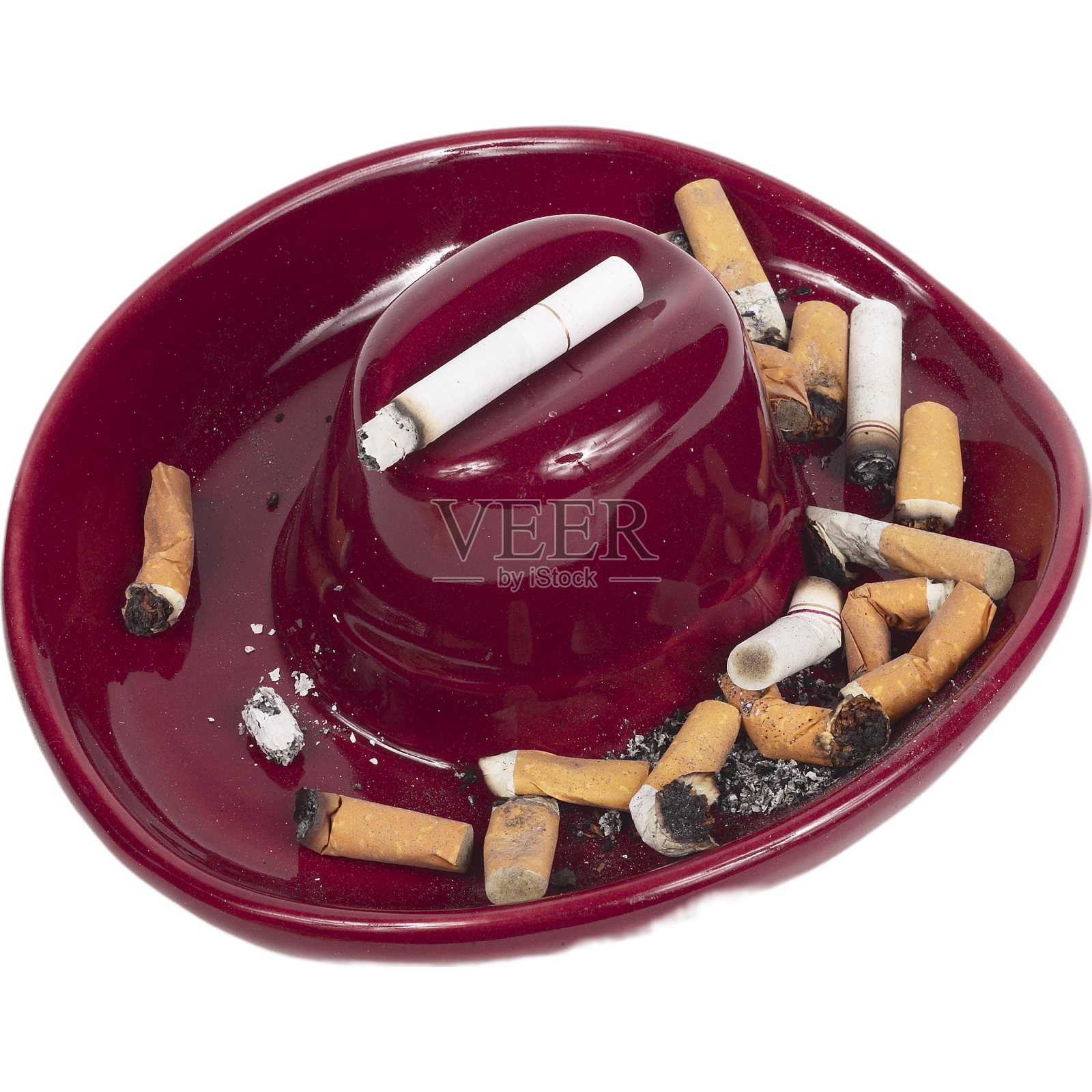 烟灰缸里的香烟头设计元素图片
