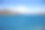 一个阳光明媚的日子，喜马拉雅山上的蓝色湖泊素材图片