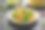 新鲜的三文鱼沙拉配鳄梨，橙和绿色蔬菜素材图片